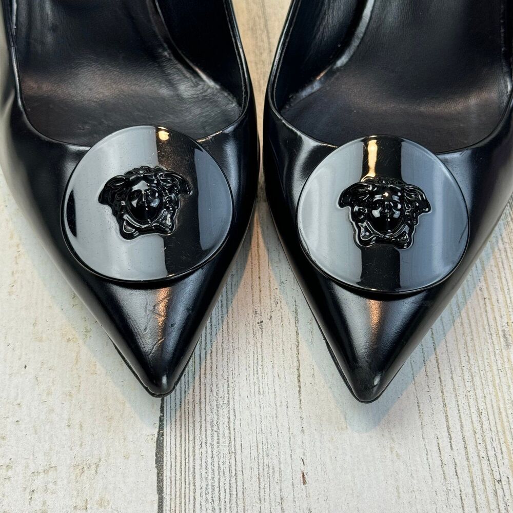 Versace Black Patent Leather Medusa Pumps Size 36 - Picture 4 of 11
